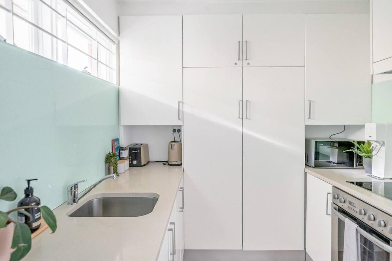 'wylde's Treasure' Pocket-size Potts Point Design