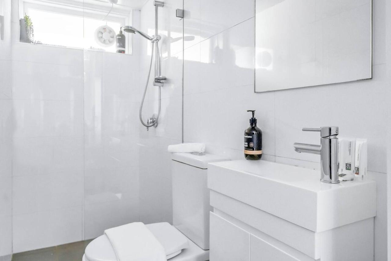 Apartment 'wylde's Treasure' Pocket-size Potts Point Design Sydney
